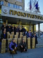 Свидетелям Иеговы из Сургута вручены копии их обвинительного заключения