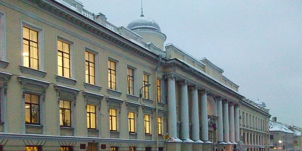 Фото: здание Ленинградского областного суда, г. Санкт-Петербург
