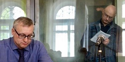 Foto: advogado Artur Leontiev (em primeiro plano)