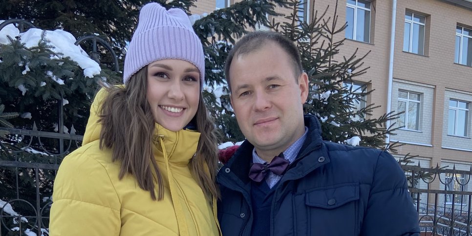 Sur la photo : Anna Lokhvitskaya le jour de l’appel avec son mari Artur