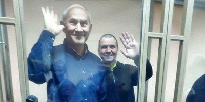 Aleksandr Skvortsov and Valeriy Tibiy in the courtroom, February 2023