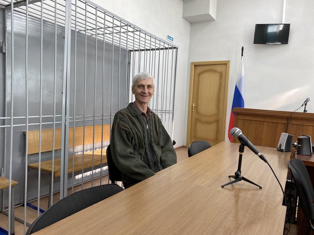 Vladimir Balabkin en una sala del tribunal. Septiembre, 2023.