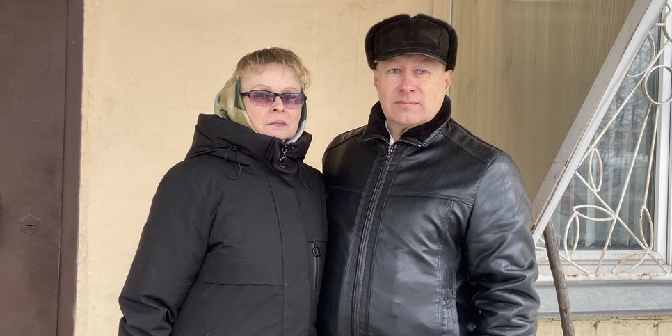 Aleksandr and Yelena Tsikunov on the day of the verdict